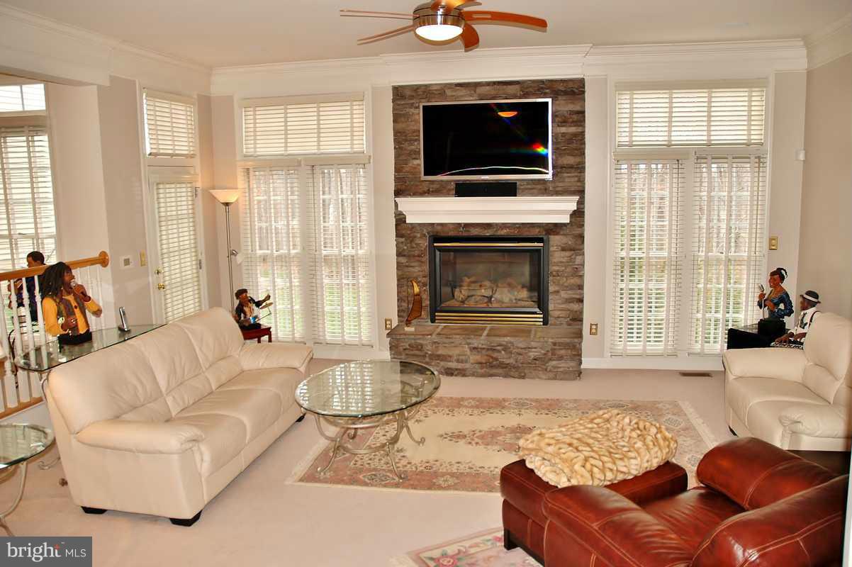 1121 Heartfields Drive Silver Spring, MD 20904 - Photo 20 of 27 Family Room