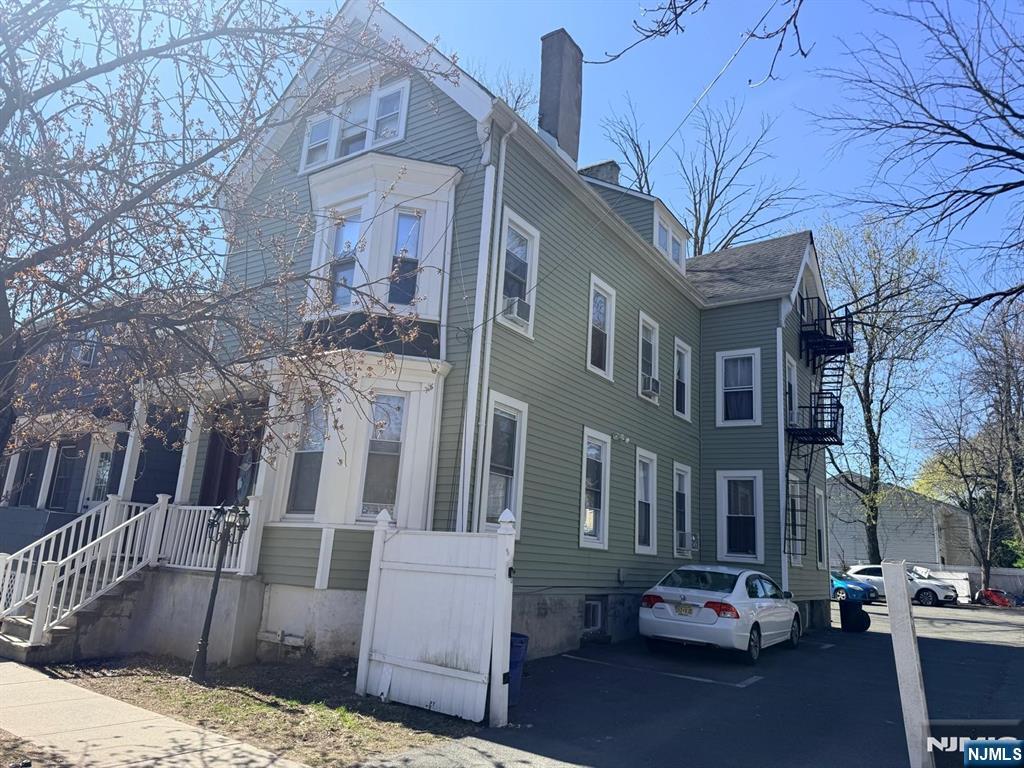 318 White Street Orange, NJ 07050 - Photo 2 of 8 a building view