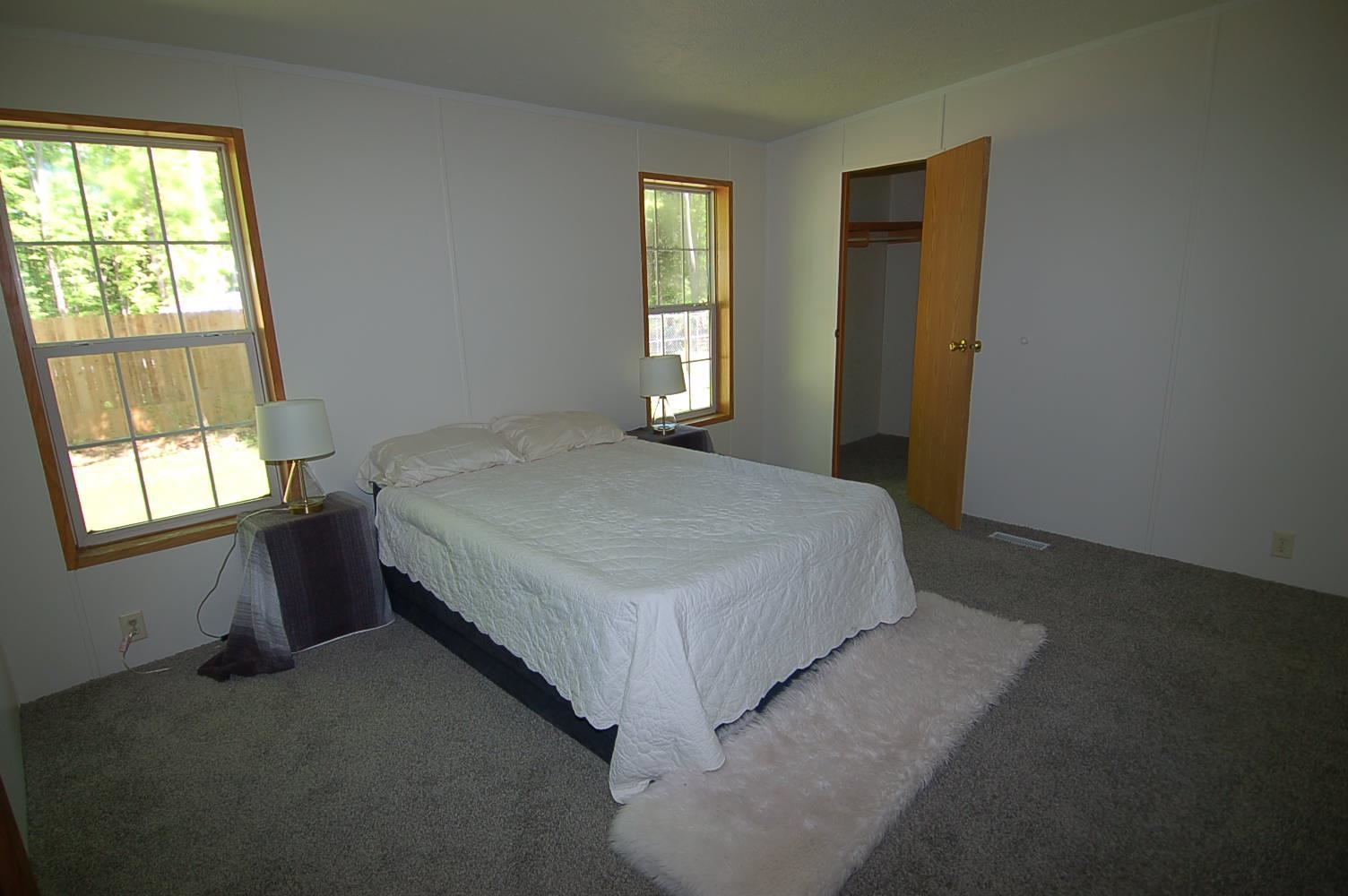 524 Yellow Stone Road Cadillac, MI 49601 - Photo 10 of 24 1911494-9.JPG