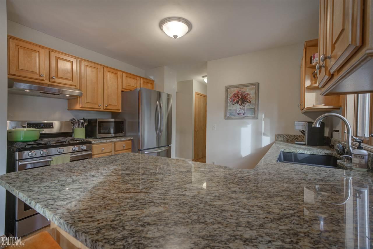 1753 Ruby Avenue Rochester Hills, MI 48309 - Photo 10 of 33