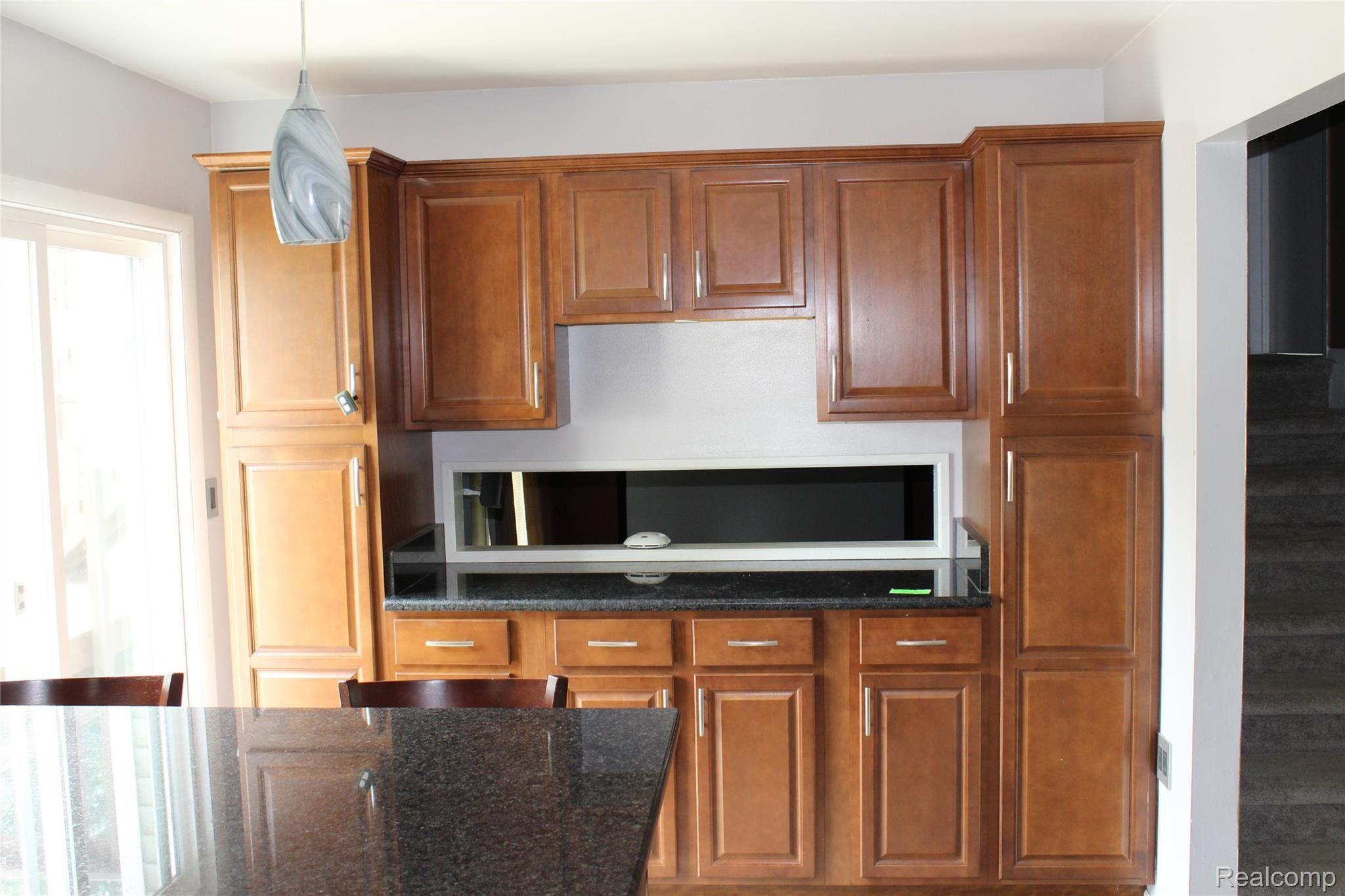 1659 Harvard Road Berkley, MI 48072 - Photo 8 of 21 IMG_0935.JPG