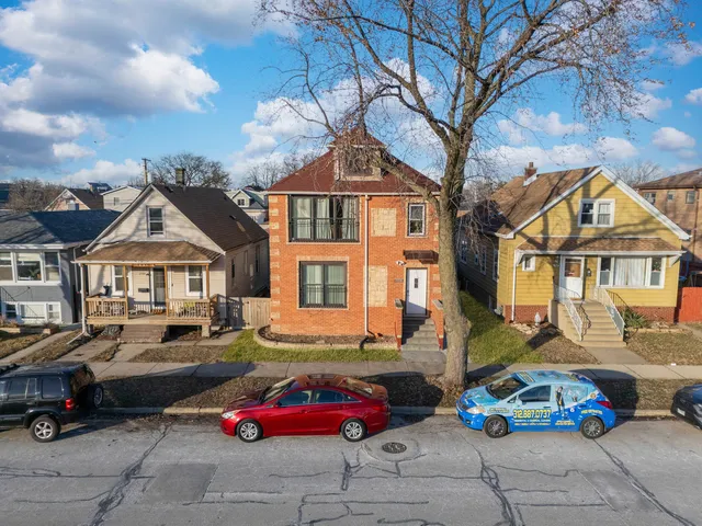 $579,900 | 7508 West 59th Street, Summit Argo, IL 60501