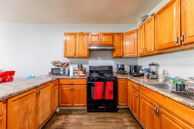 $579,900 | 7508 West 59th Street, Summit Argo, IL 60501