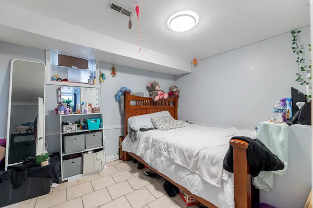 $579,900 | 7508 West 59th Street, Summit Argo, IL 60501