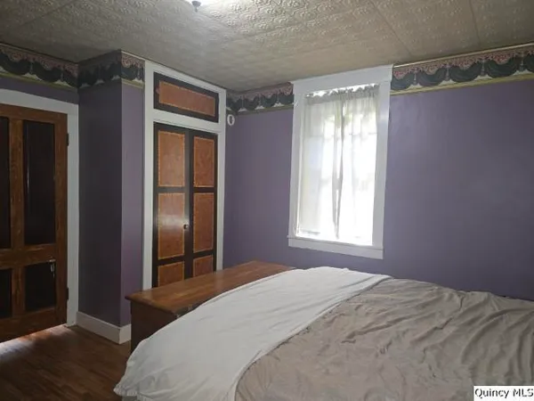 $239,500 | 1560 Main Street, Warsaw, IL 62379