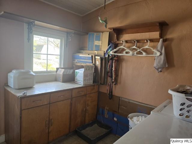 1560 Main Street Warsaw, IL 62379 - Photo 10 of 36