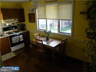 6 Ridge Drive New Castle, DE 19720 - Photo 4 of 12 Kitchen