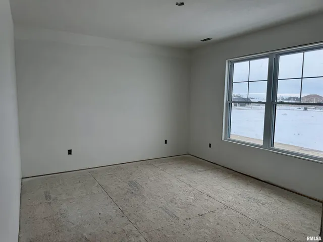 $549,900 | 412 Manor Hill Drive, Chatham, IL 62629