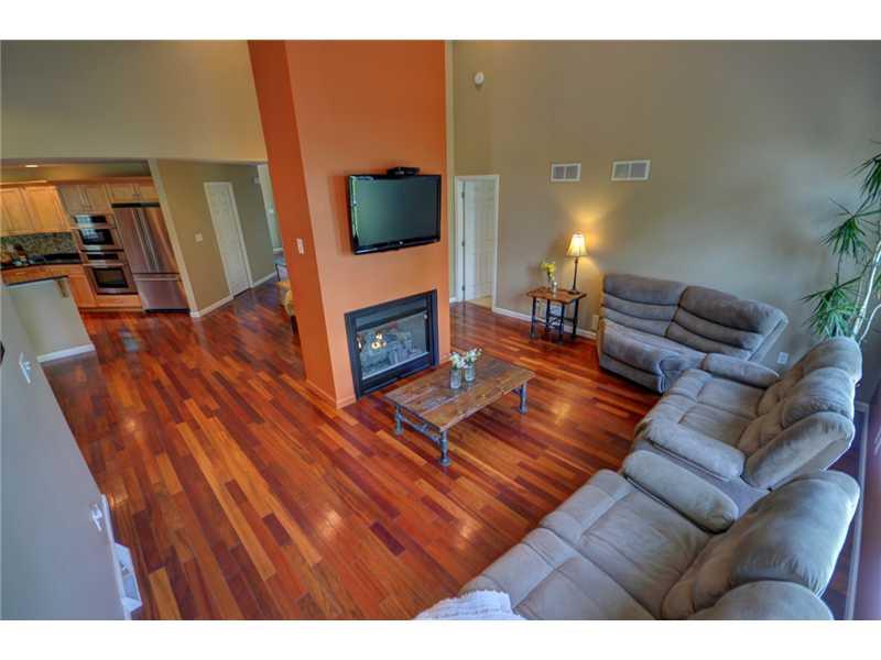 117 Oakland Heights Road Monaca, PA 15061 - Photo 9 of 21 Great Room.
