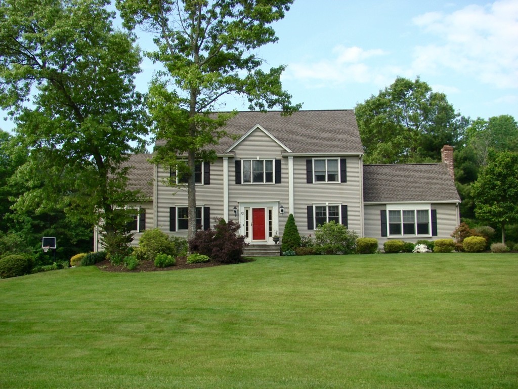 12 Huckleberry Road Hopkinton, MA 01748 - Photo 1 of 14 Gallery Image 1