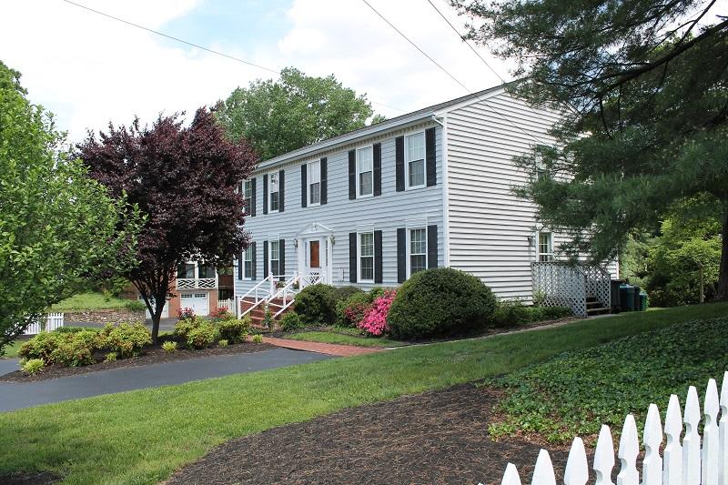 1133 Overland Road Southwest Roanoke, VA 24015 - Photo 1 of 38 Overland