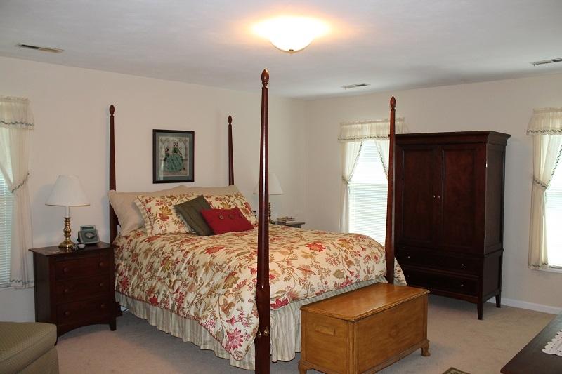 1133 Overland Road Southwest Roanoke, VA 24015 - Photo 13 of 38 Bedroom