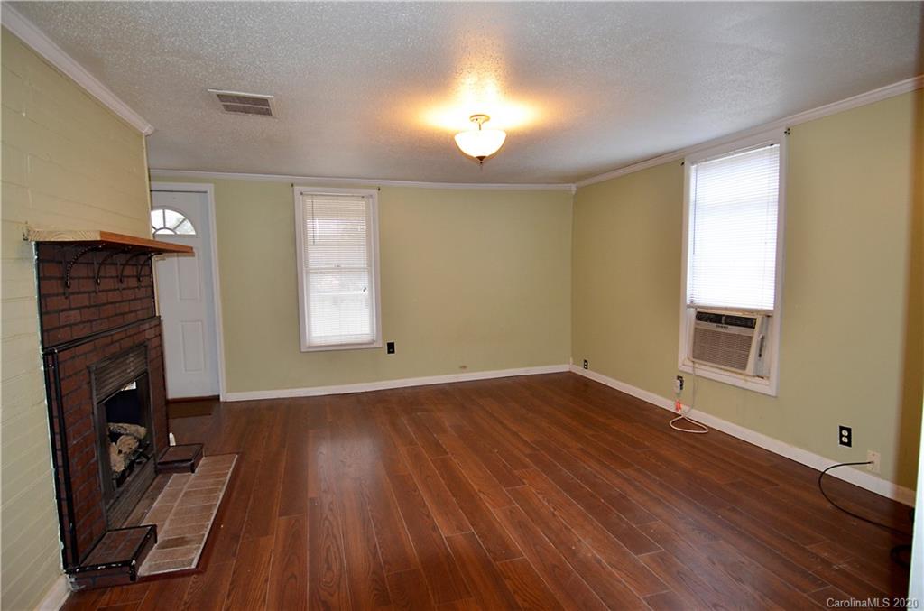 955 Roby Conley Road Marion, NC 28752 - Photo 11 of 30 Gallery Image 11