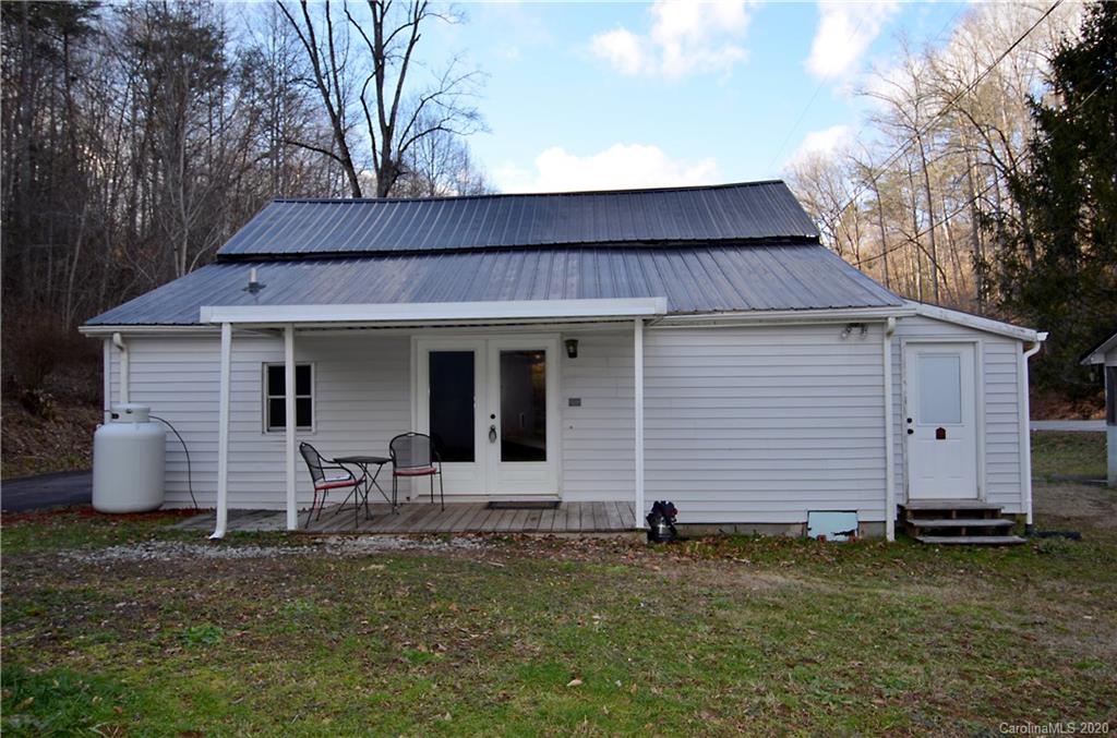 955 Roby Conley Road Marion, NC 28752 - Photo 7 of 30 Gallery Image 7