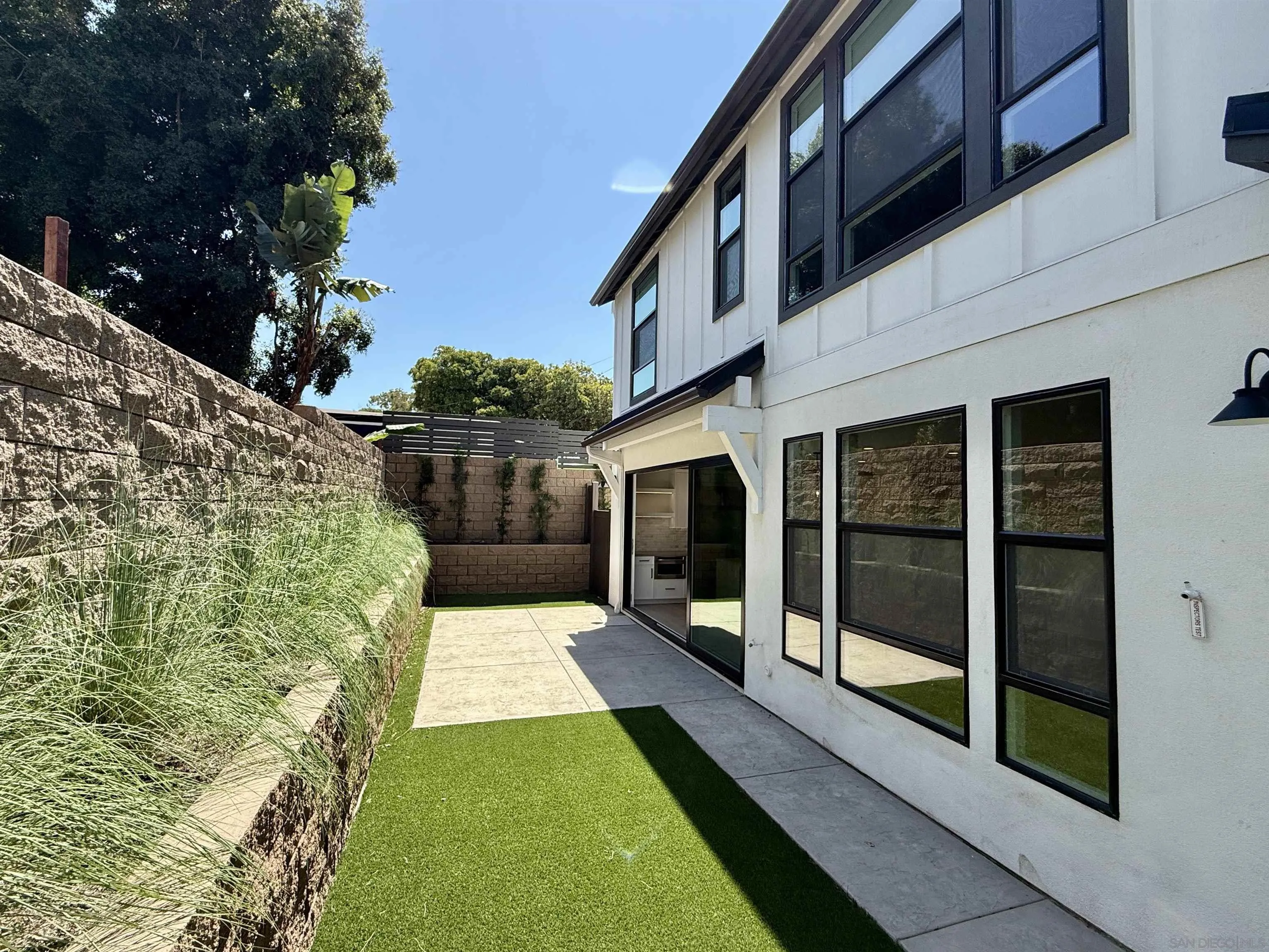 553 North Vulcan Avenue Encinitas, CA 92024 - Photo 11 of 21 a view of swimming pool with an outdoor space
