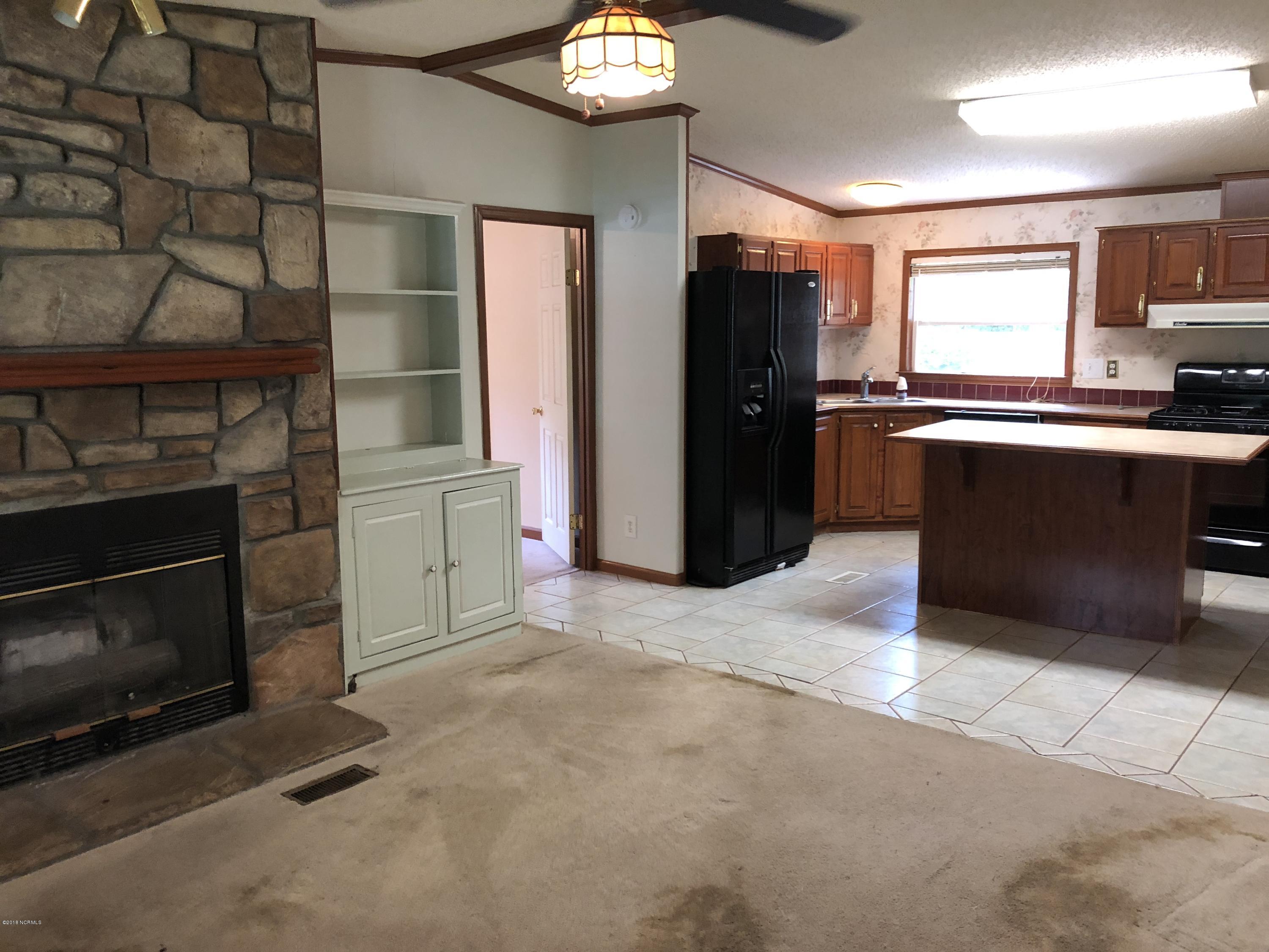 1774 Sloop Point Loop Road Hampstead, NC 28443 - Photo 12 of 31 Photo_20180617_120003