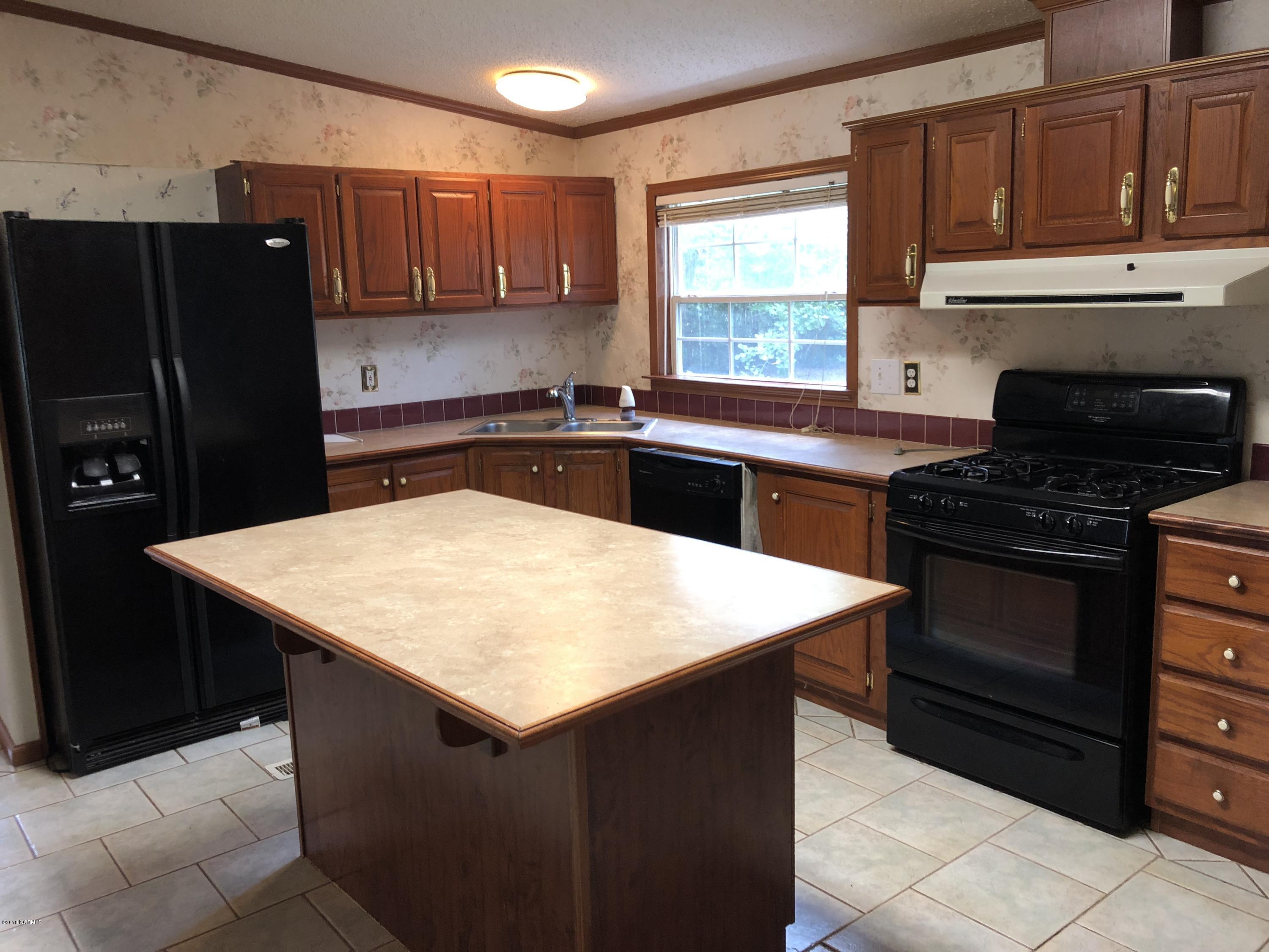1774 Sloop Point Loop Road Hampstead, NC 28443 - Photo 2 of 31 Photo_20180617_115928