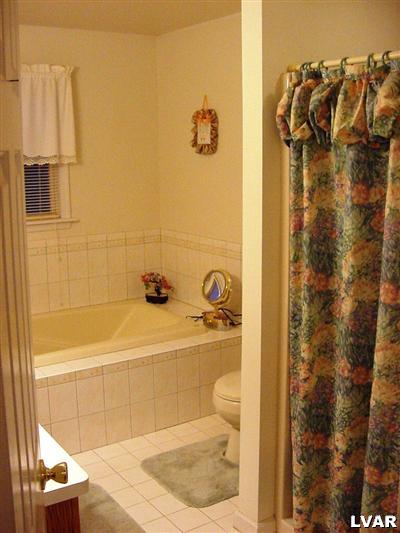 4550 Springfield Drive Coplay, PA 18037 - Photo 12 of 15 Gallery Image 12