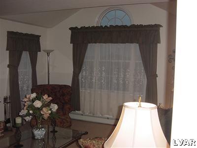 4550 Springfield Drive Coplay, PA 18037 - Photo 5 of 15 Gallery Image 5