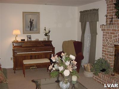 4550 Springfield Drive Coplay, PA 18037 - Photo 6 of 15 Gallery Image 6