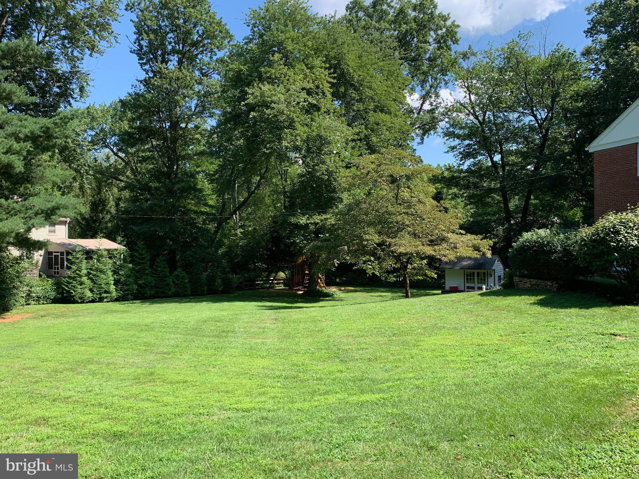 229 Rosedale Avenue Wayne, PA 19087 - Photo 5 of 25 Rear yard view