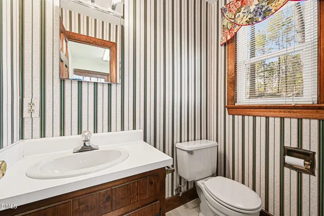 $249,000 | 303 South Stratford Drive, Henderson, NC 27537