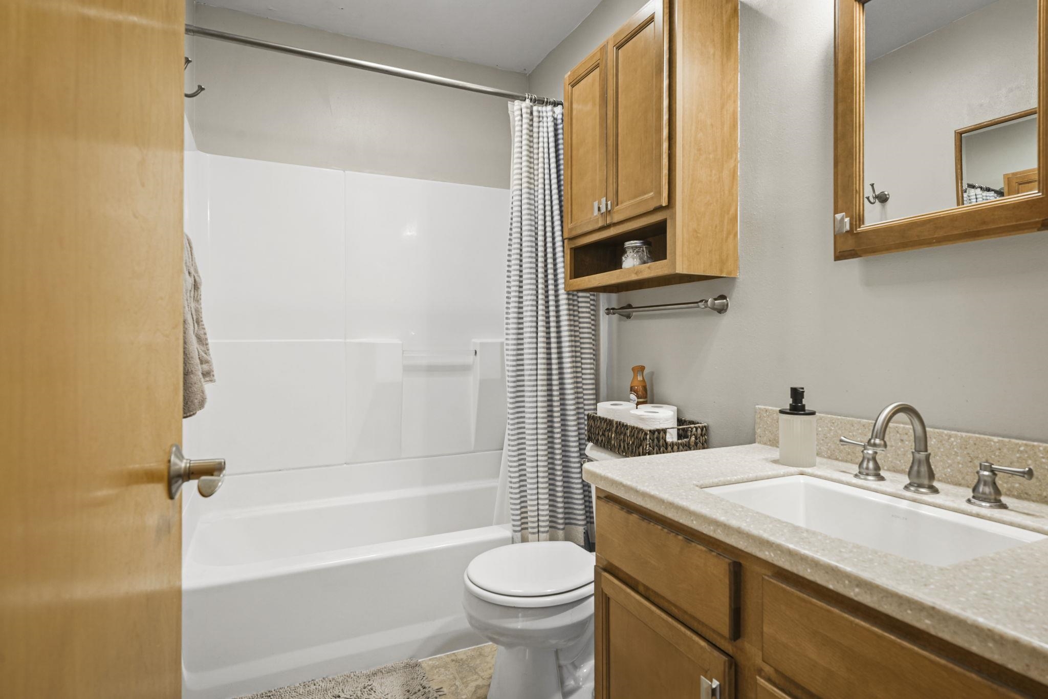 1213 Troy Drive Madison, WI 53704 - Photo 15 of 42