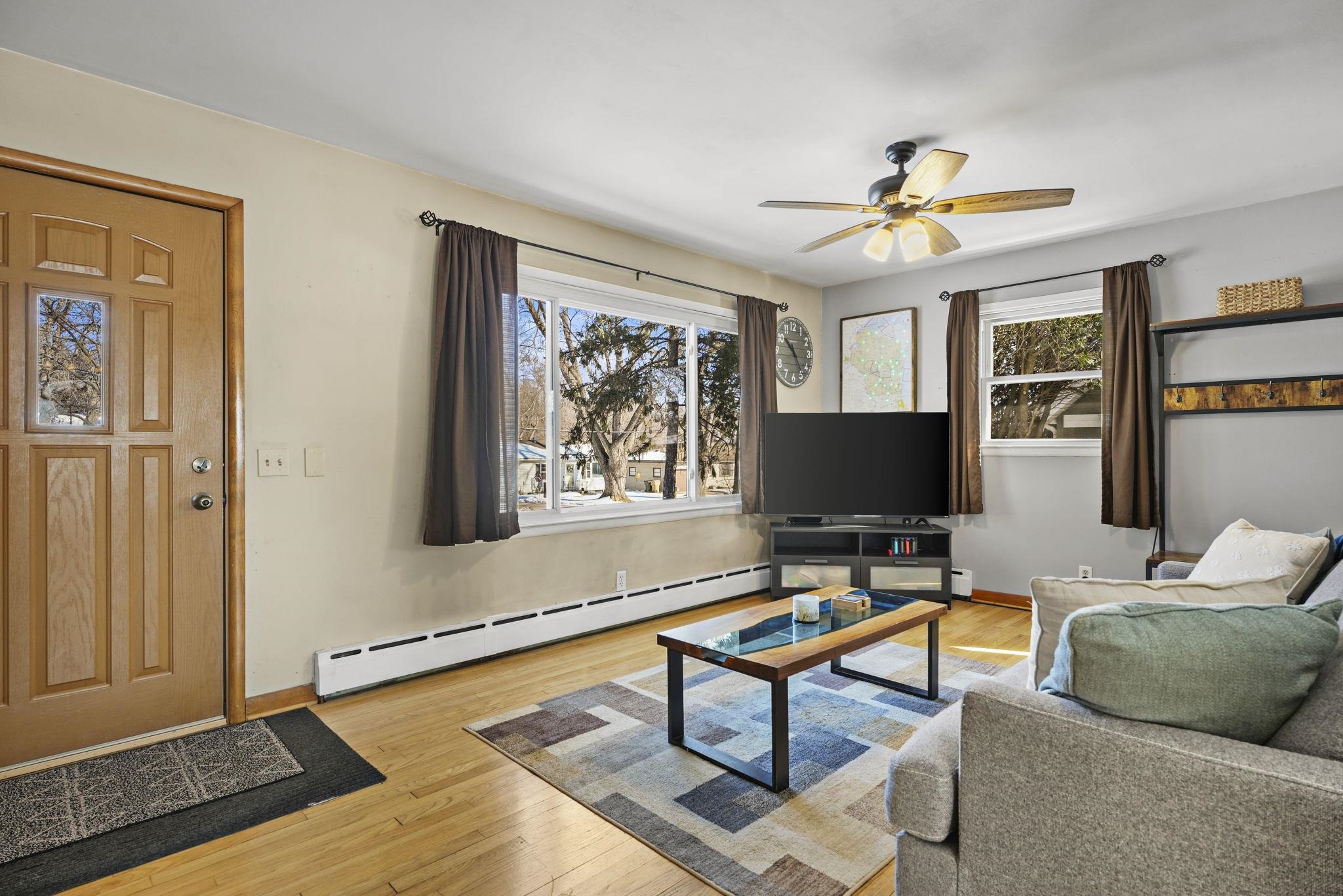 1213 Troy Drive Madison, WI 53704 - Photo 6 of 42