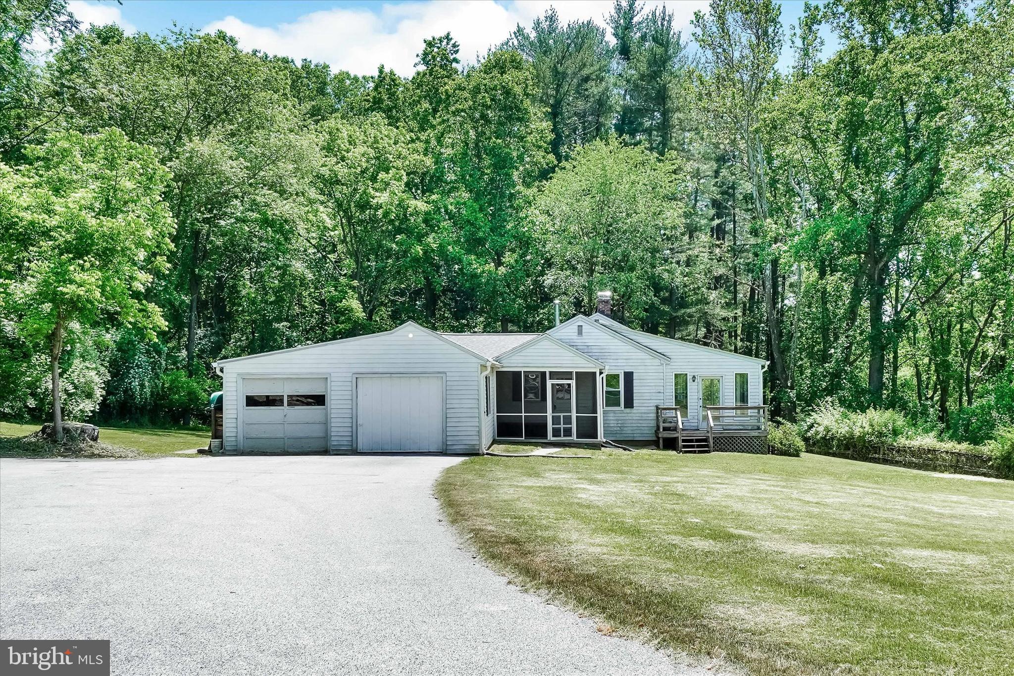 1912 Corbett Road Monkton, MD 21111 - Photo 4 of 46 Modest ranch home in a secluded setting...
