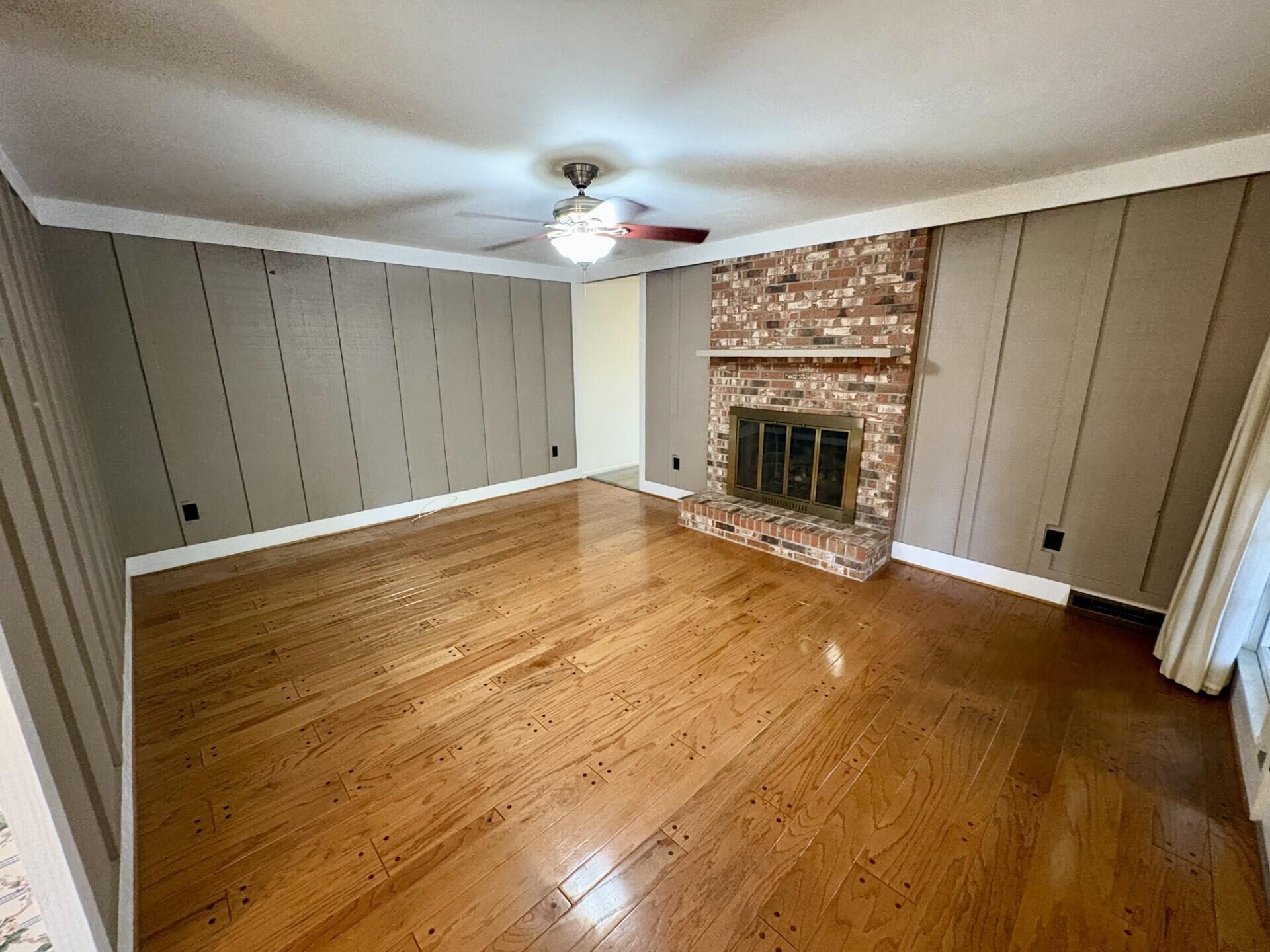 1003 Chambers Lane Mount Pleasant, SC 29464 - Photo 7 of 34 7