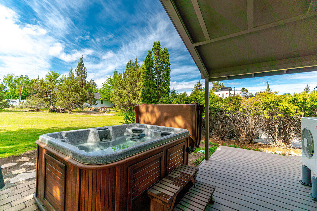 63480 Vogt Road Bend, OR 97701 - Photo 19 of 28 DSC09351