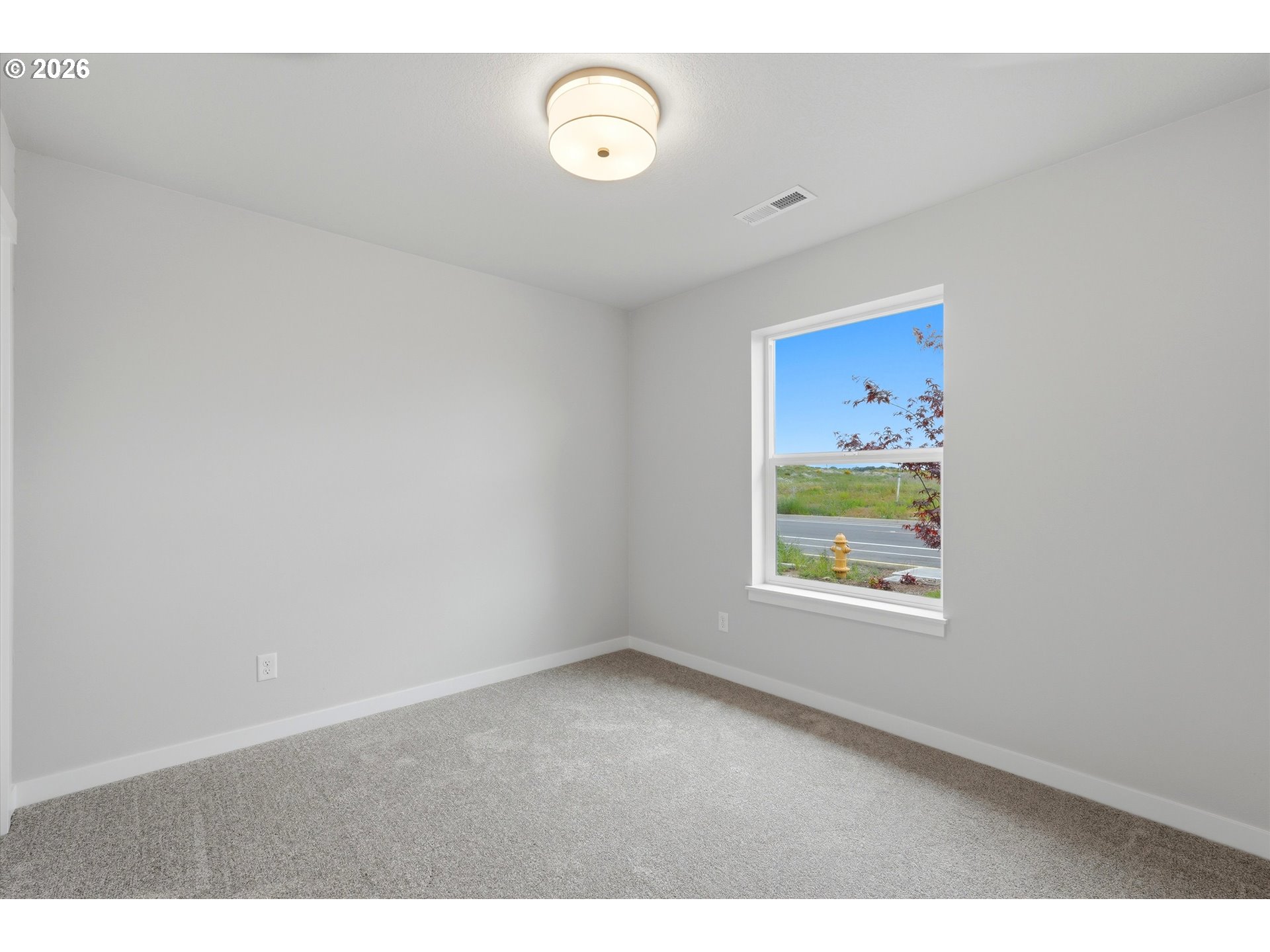 1635 Southeast Hankel Street Dallas, OR 97338 - Photo 10 of 21