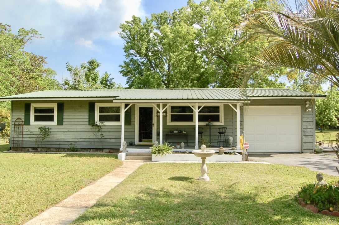 9775 North Loop Road Pensacola, FL 32507 - Photo 1 of 49 Gallery Image 1
