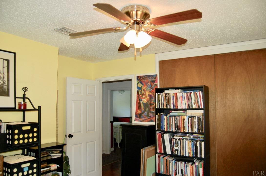 9775 North Loop Road Pensacola, FL 32507 - Photo 39 of 49 Gallery Image 39