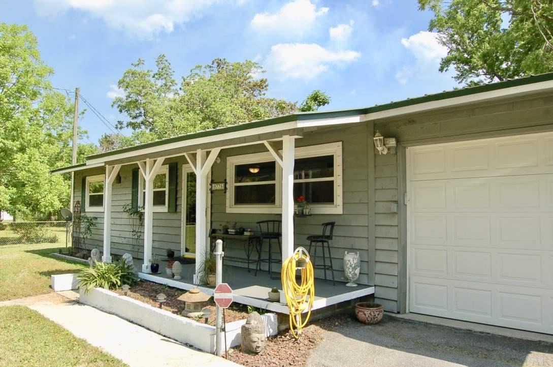 9775 North Loop Road Pensacola, FL 32507 - Photo 4 of 49 Gallery Image 4