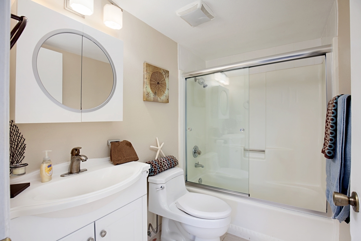 737 Nardo Road Encinitas, CA 92024 - Photo 18 of 24