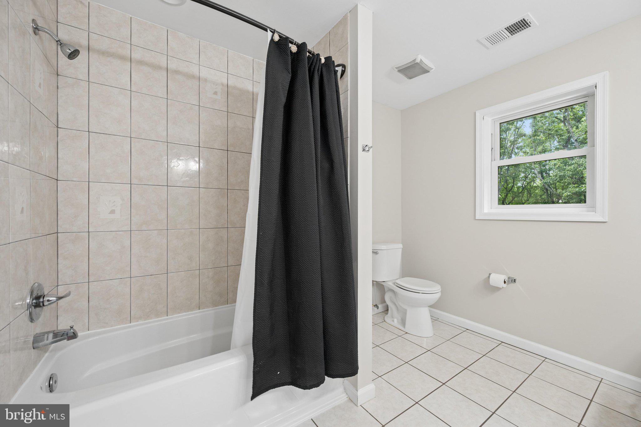 4840 Buffalo Road Mount Airy, MD 21771 - Photo 54 of 112 Hall Bath - UL