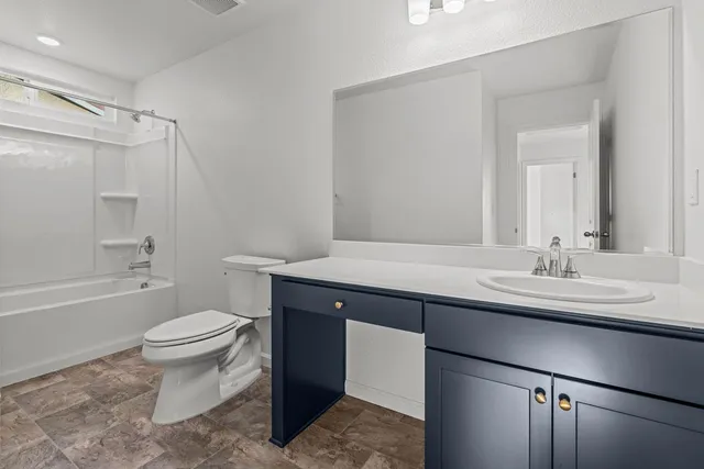 $591,990 | 820 Summerhouse Drive, Patterson, CA 95363