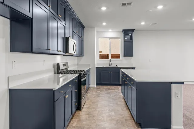 $591,990 | 820 Summerhouse Drive, Patterson, CA 95363