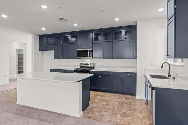 $591,990 | 820 Summerhouse Drive, Patterson, CA 95363