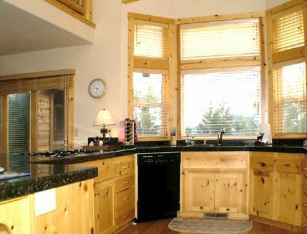 12760 Parsenn Road Truckee, CA 96161 - Photo 5 of 7 Gallery Image 5