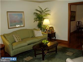 85 Democrat Road Mickleton, NJ 08056 - Photo 7 of 12 Living Room