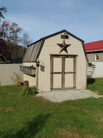 $329,900 | 8907 East County Road 400 North, Greensburg, IN 47240