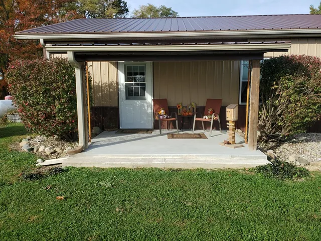 $329,900 | 8907 East County Road 400 North, Greensburg, IN 47240