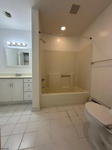 $2,500 | 219 Madison Street, Unit 1, Boonton, NJ 07005