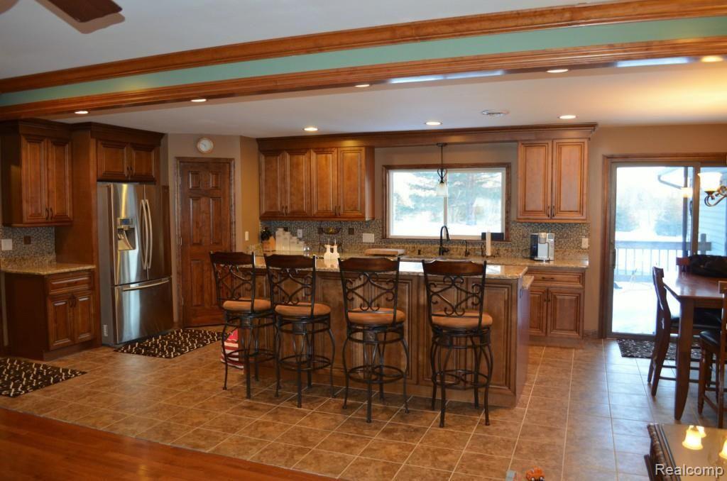 9685 Division Road Casco, MI 48064 - Photo 4 of 46 DSC_0808.jpg