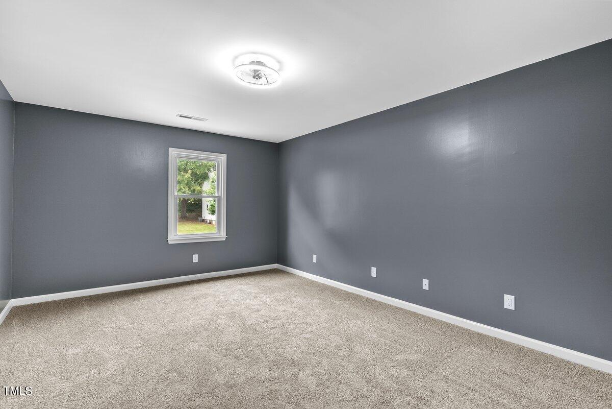 105 Quail Ridge Henderson, NC 27536 - Photo 18 of 27 DSC06719
