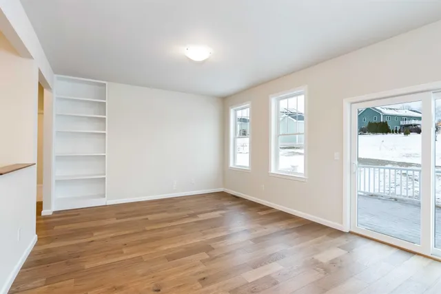 $577,450 | 7 Dogwood Circle, Unit 7 WELCHII, Milton, VT 05468