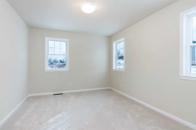 $577,450 | 7 Dogwood Circle, Unit 7 WELCHII, Milton, VT 05468