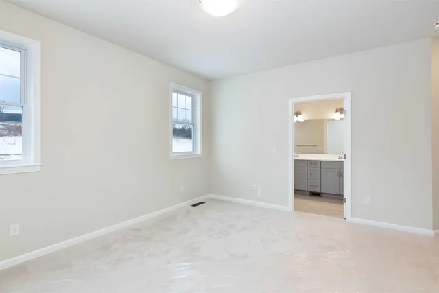 $577,450 | 7 Dogwood Circle, Unit 7 WELCHII, Milton, VT 05468